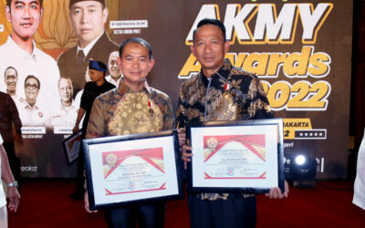 Bupati Belitung Timur Terima Penghargaan Satyalencana Aditya Karya Mahatva Yodha