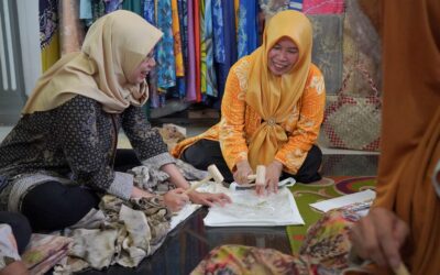 IKUTI KUNKER DEKRANASDA BELTIM, BATIK KATER TERMOTIVASI MILIKI GALERI BATIK
