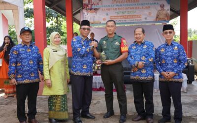 Tentara Ini Perjuangkan Anak-Anak Untuk terus Sekolah