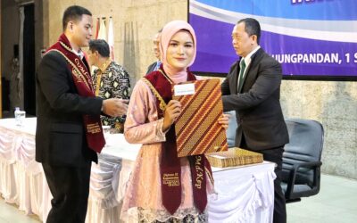 Siti Aisiah Jadi Lulusan Terbaik Prodi Keperawatan Belitung