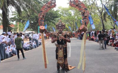 Bupati Beltim Lepas Parade Figur Rempah