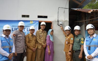 PLN ULP Manggar Salurkan Bantuan LUTD Bagi Warga Beltim