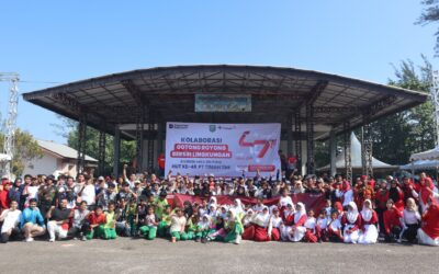 Sinergi Bersih Pantai Pemkab Beltim bersama dengan PT Timah Tbk
