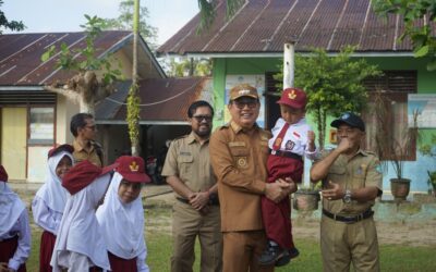 Bupati Kunjungi Dua Sekolah Dasar, Tekankan Pentingnya Pembentukan Karakter Sejak Dini