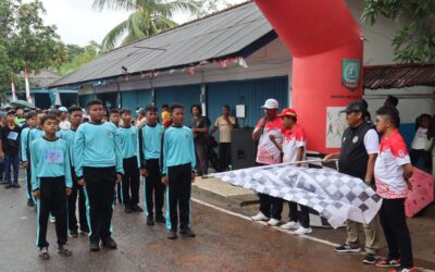 Semarak Gerak Jalan Tepat Waktu SD, SMP/MTs se Beltim, Meriah