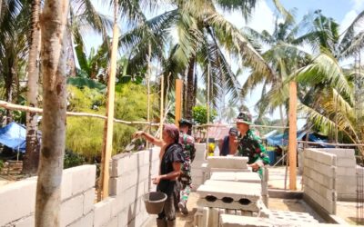Satgas Pasang Batako Untuk Rumah Layak Huni